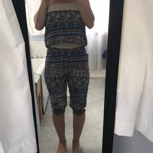 Strapless Capri romper - Picture 1 of 3